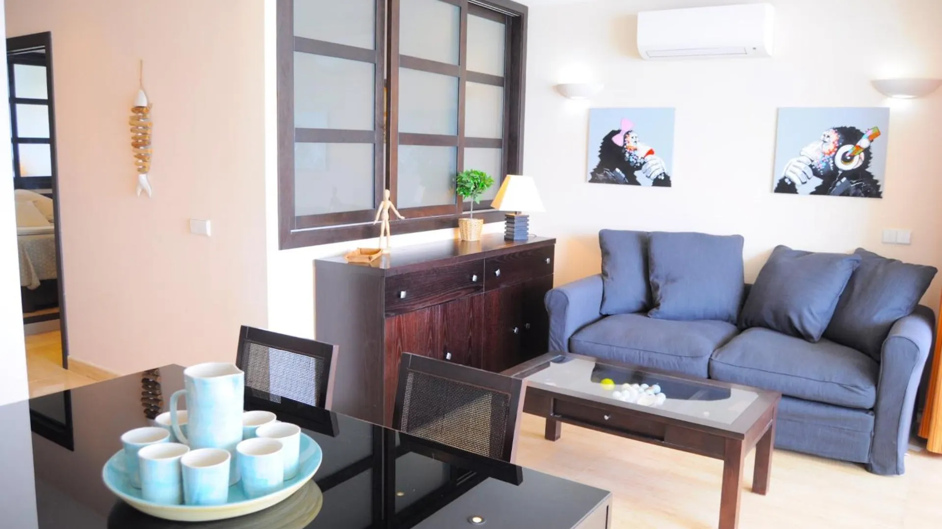 Magnificent Front Sea Views Apartment إِستيبونا